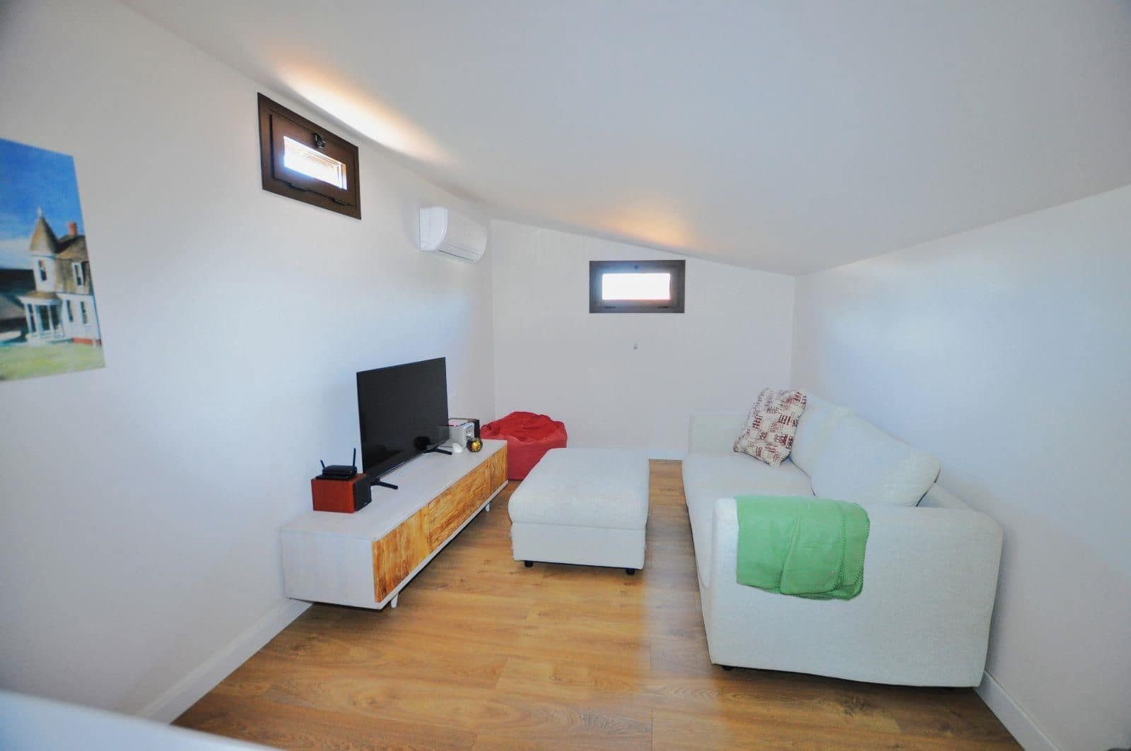 4 bedroom Villa for sale in Sant Pere Pescador with garage - € 498,000 (Ref: 9144071)