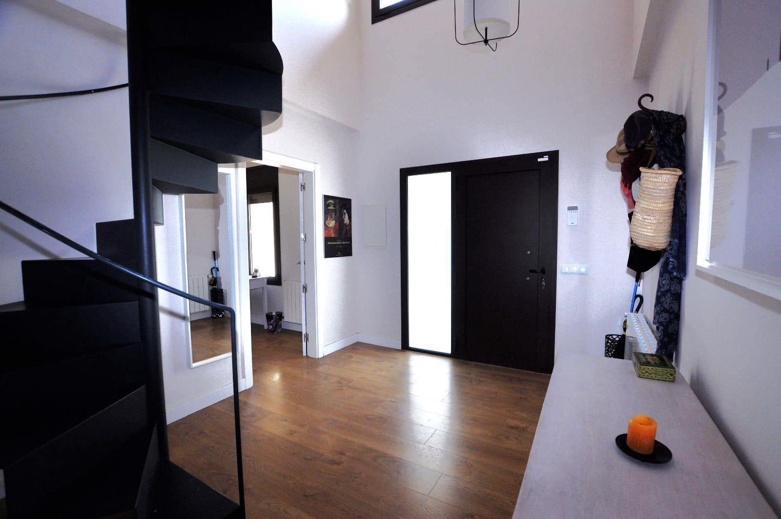 4 bedroom Villa for sale in Sant Pere Pescador with garage - € 498,000 (Ref: 9144071)