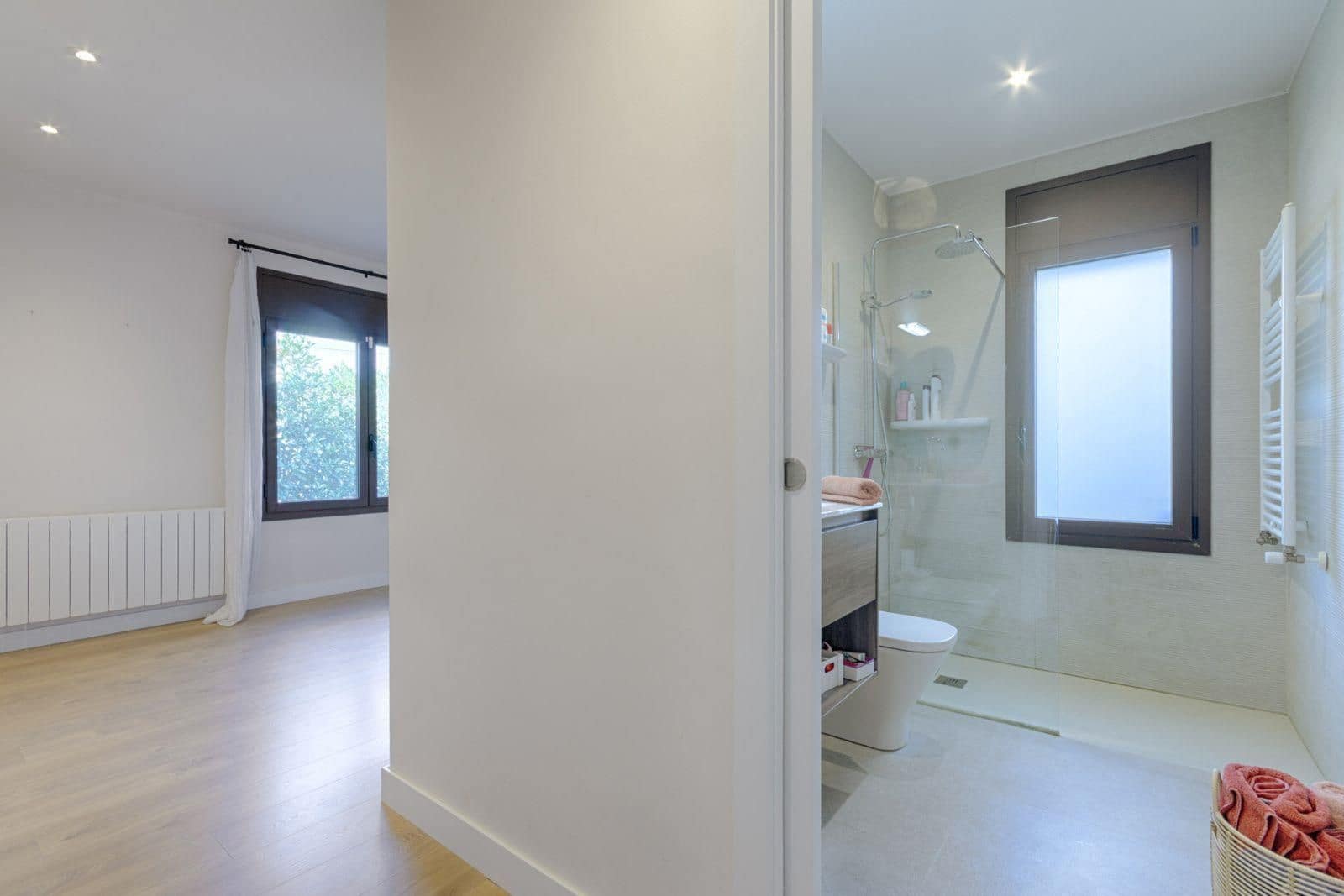 4 Zimmer Villa zu verkaufen in Sant Pere Pescador mit Garage - 498.000 € (Ref: 9144071)