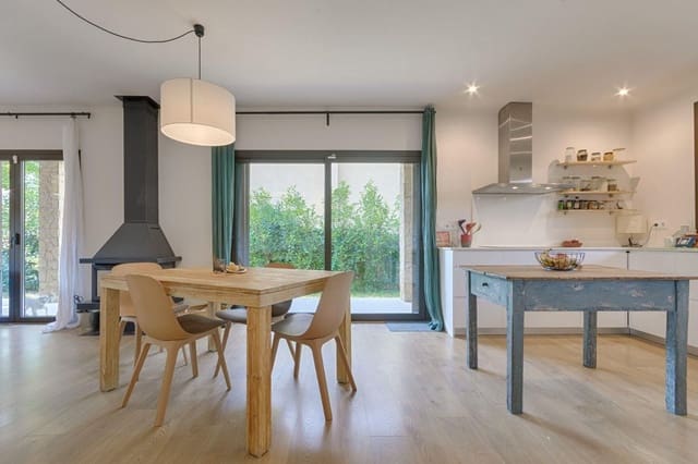 4 chambre Villa/Maison à vendre à Sant Pere Pescador avec garage - 498 000 € (Ref: 9144071)