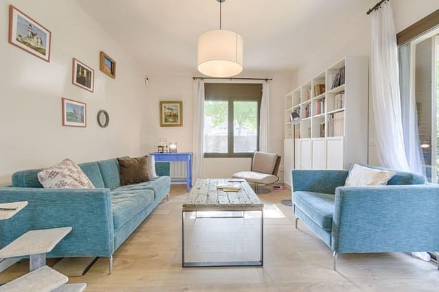 4 chambre Villa/Maison à vendre à Sant Pere Pescador avec garage - 498 000 € (Ref: 9144071)