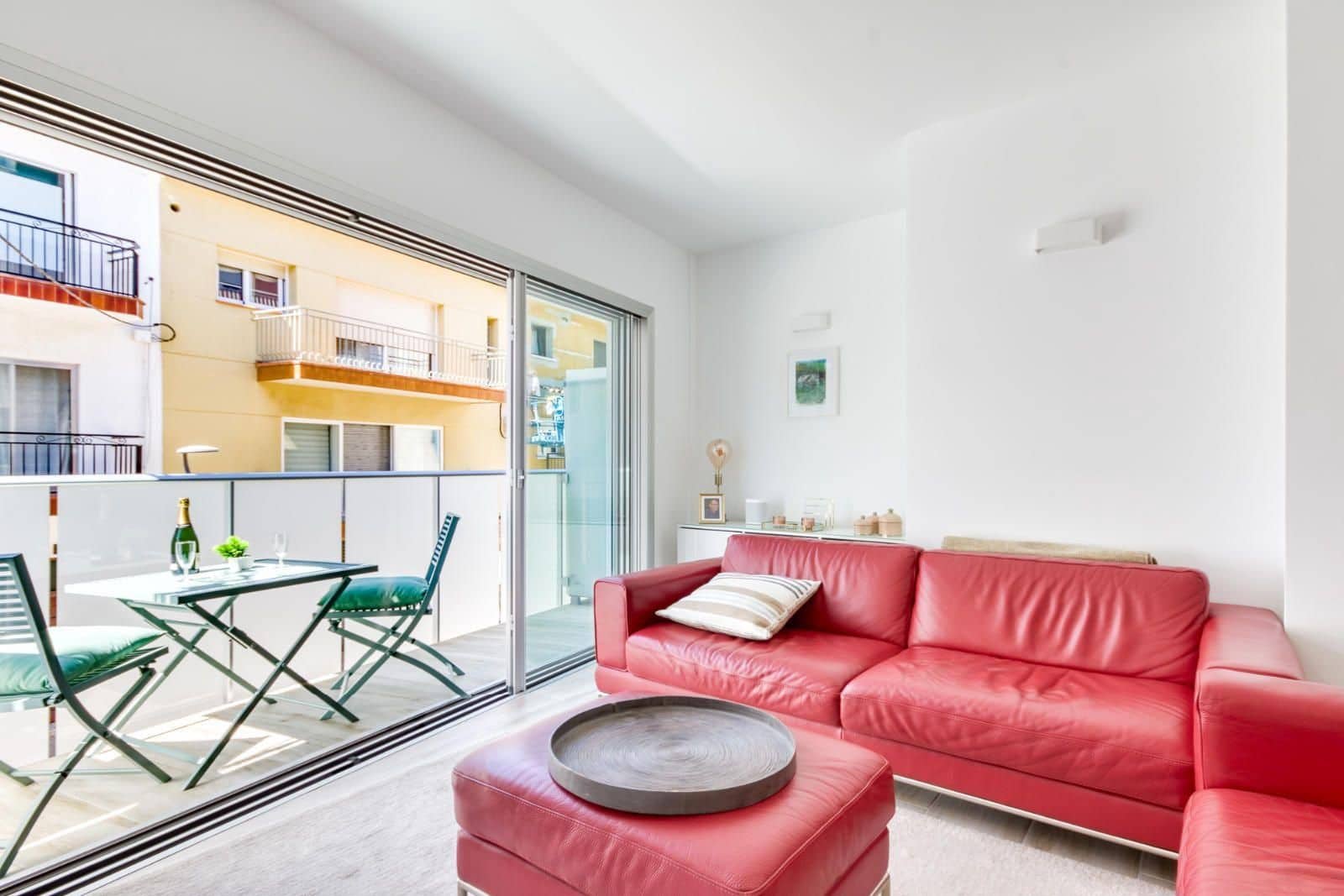 2 bedroom Flat for sale in Roses with garage - € 205,000 (Ref: 9146014)