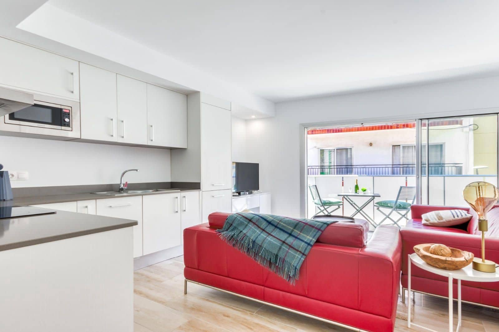 2 bedroom Flat for sale in Roses with garage - € 205,000 (Ref: 9146014)