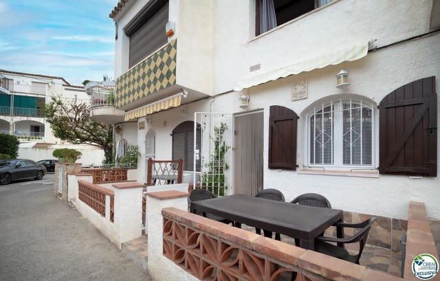 1 makuuhuone Asunto myytävänä paikassa Empuriabrava, Castelló d'Empúries mukana uima-altaan 
autotalli - 159 000 € (Ref: 9147715)