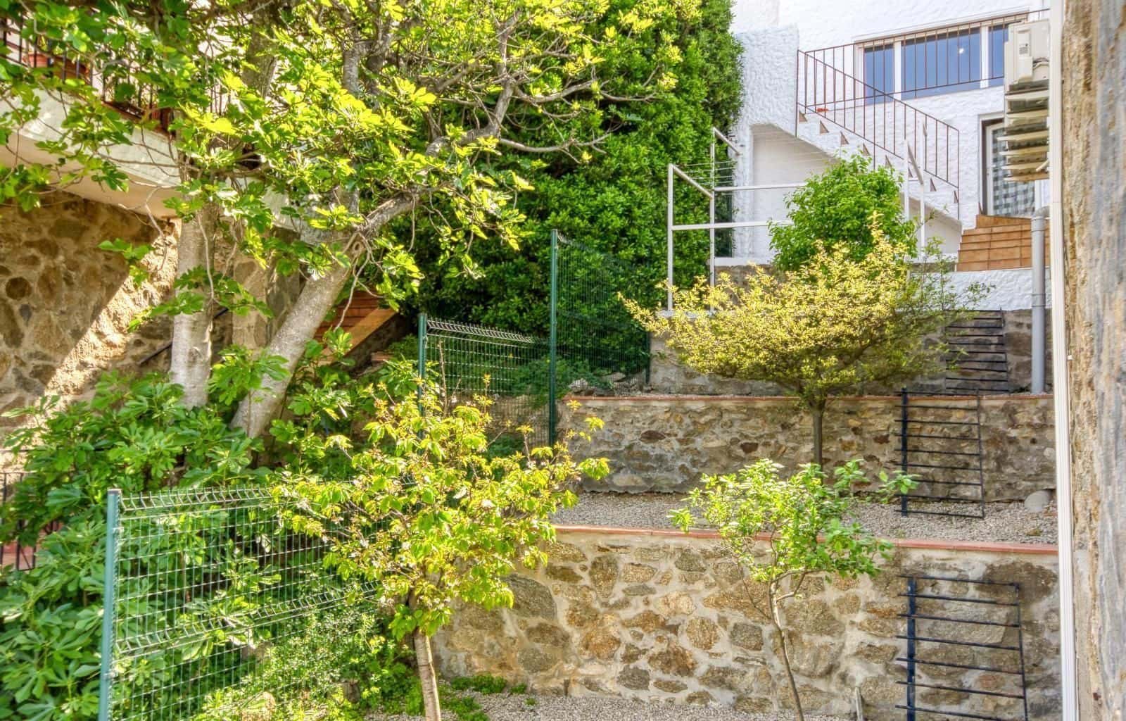 5 soverom Villa til salgs i Roses med svømmebasseng garasje - € 945 000 (Ref: 9164241)