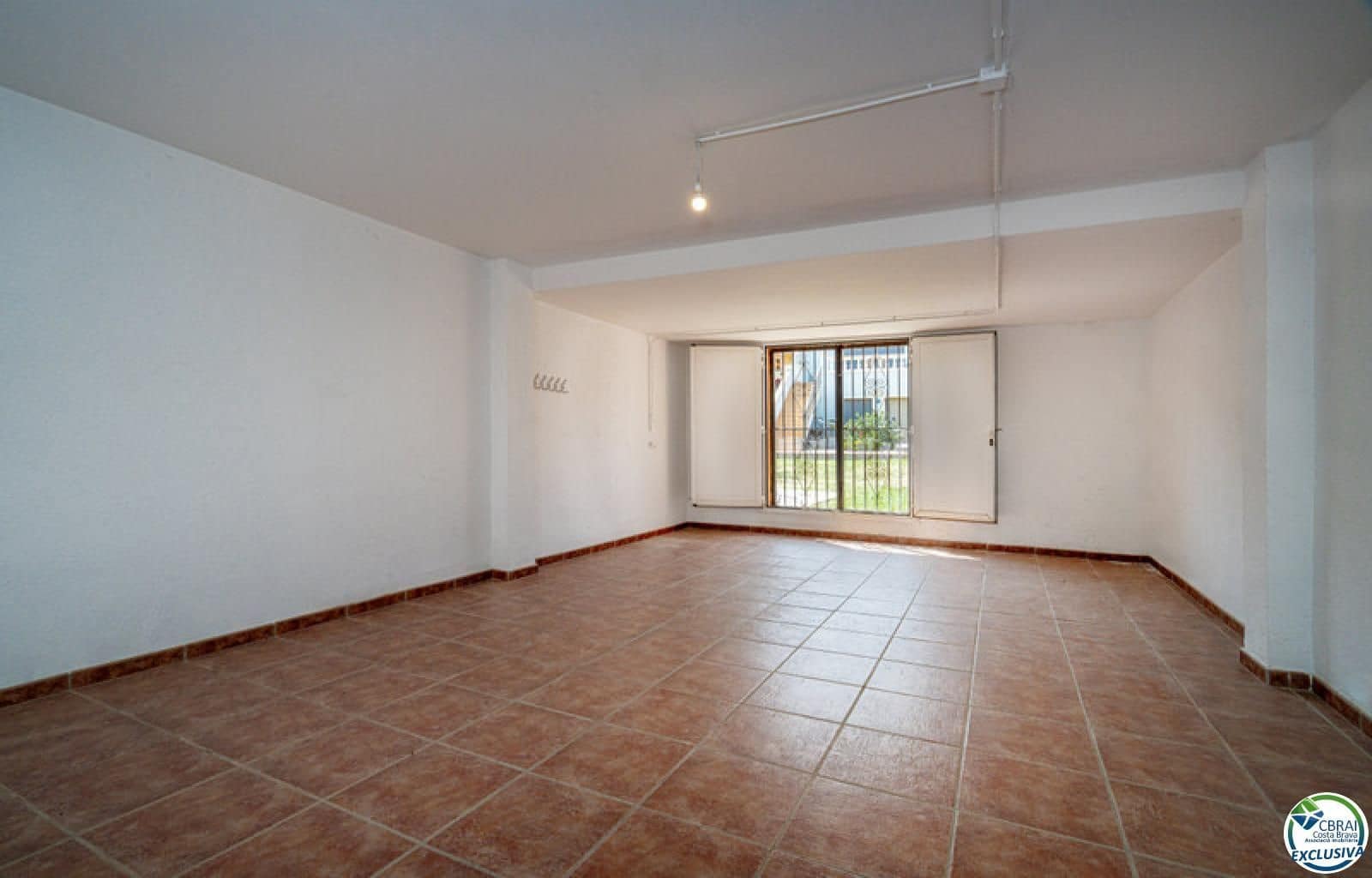 3 sovrum Hus till salu i Empuriabrava med pool garage - 349 000 € (Ref: 9166549)