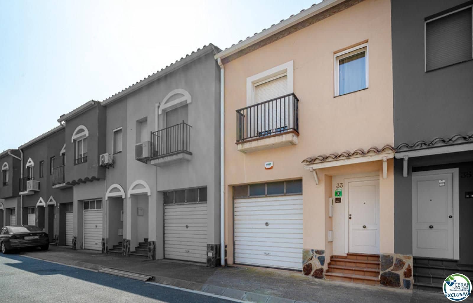 3 sovrum Hus till salu i Empuriabrava med pool garage - 349 000 € (Ref: 9166549)