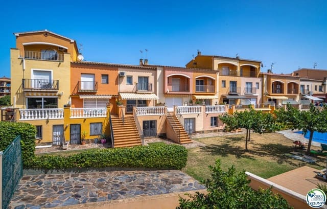 3 sypialnia Dom na sprzedaż w Empuriabrava, Castelló d'Empúries z basenem garażem - 349 000 € (Ref: 9166549)