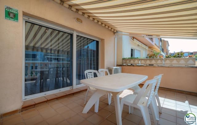 3 sypialnia Dom na sprzedaż w Empuriabrava, Castelló d'Empúries z basenem garażem - 349 000 € (Ref: 9166549)