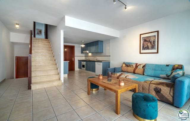 3 sypialnia Dom na sprzedaż w Empuriabrava, Castelló d'Empúries z basenem garażem - 349 000 € (Ref: 9166549)