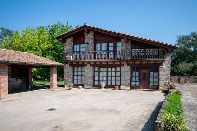 7 slaapkamer Villa te koop in Sant Joan les Fonts met zwembad - € 840.000 (Ref: 9170671)