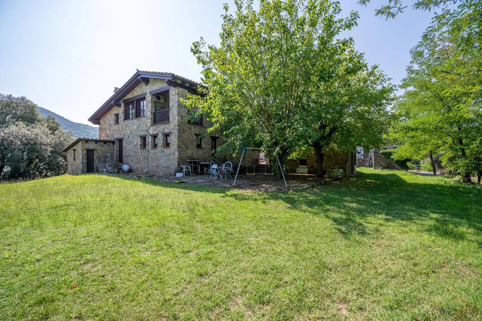 7 soveværelse Villa til salg i Sant Joan les Fonts med swimmingpool - € 840.000 (Ref: 9170671)