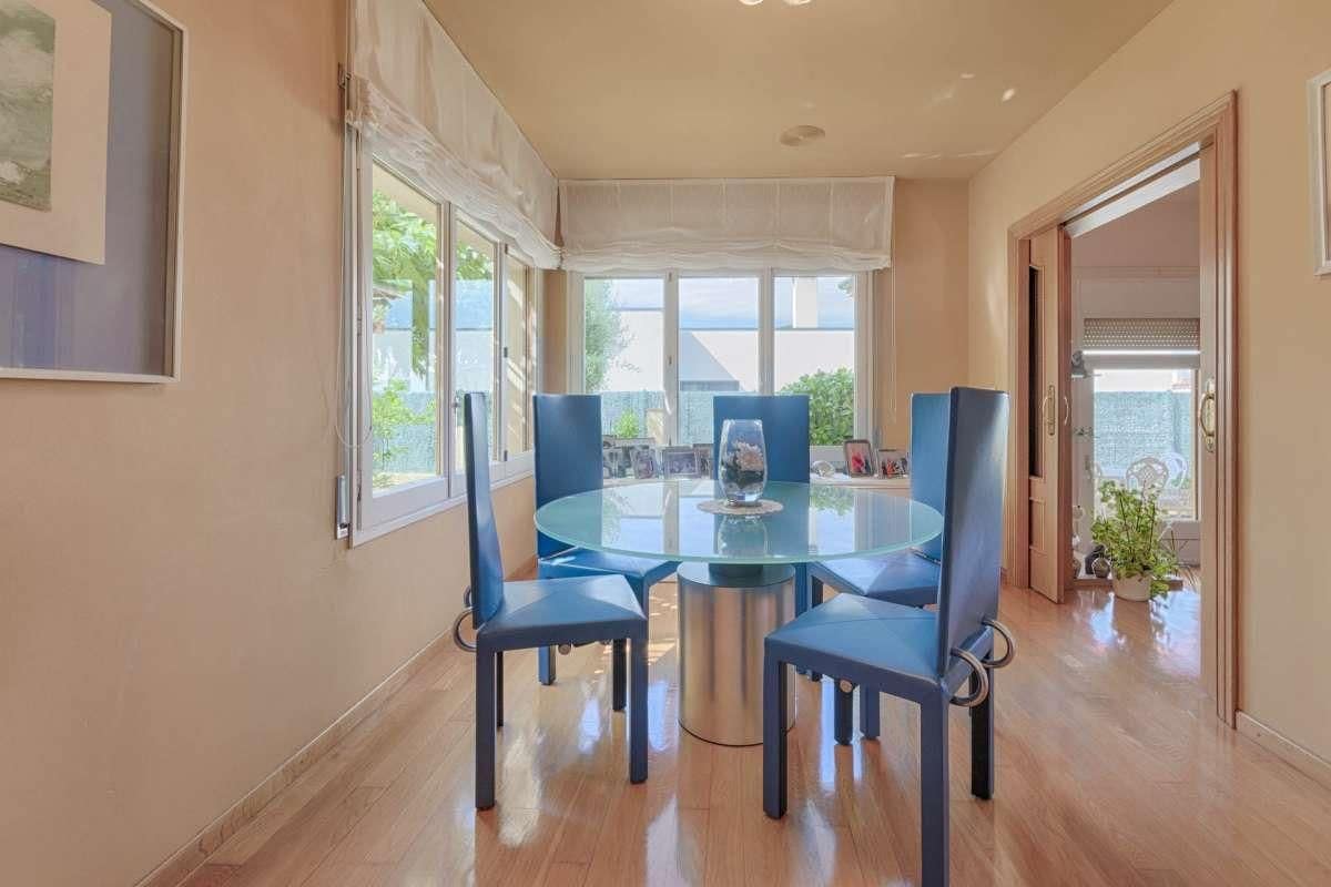 4 sypialnia Willa na sprzedaż w Roses z garażem - 635 000 € (Ref: 9189793)