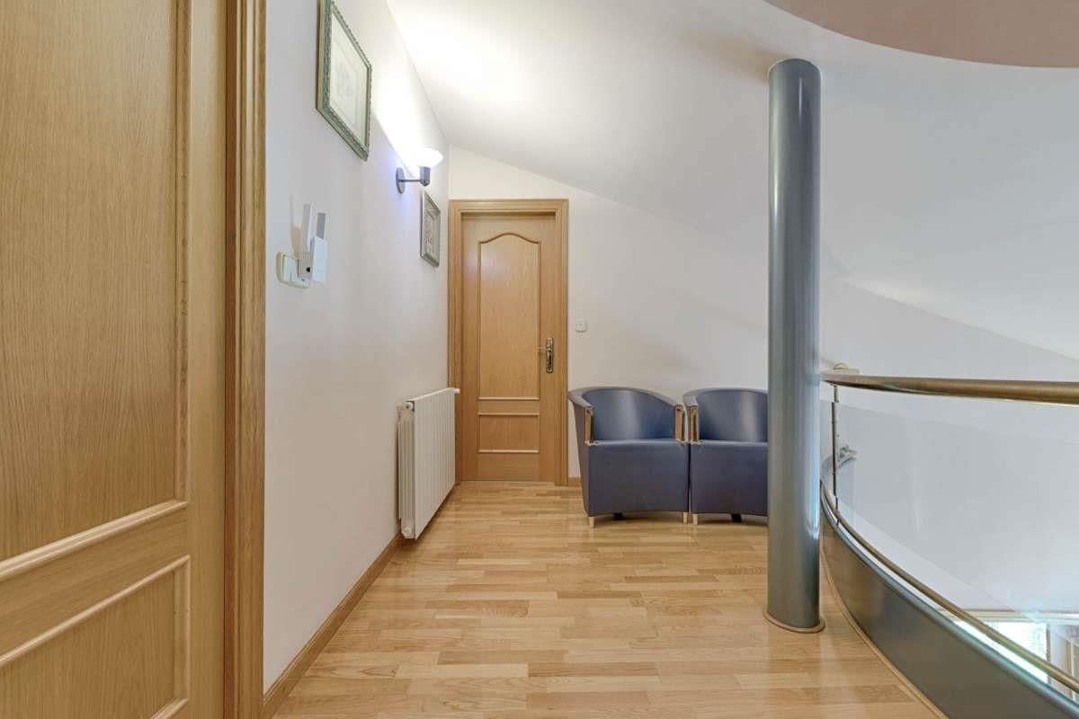 4 sypialnia Willa na sprzedaż w Roses z garażem - 635 000 € (Ref: 9189793)