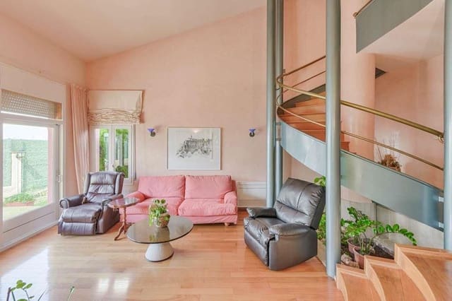 4 soverom Villa til salgs i Roses med garasje - € 635 000 (Ref: 9189793)