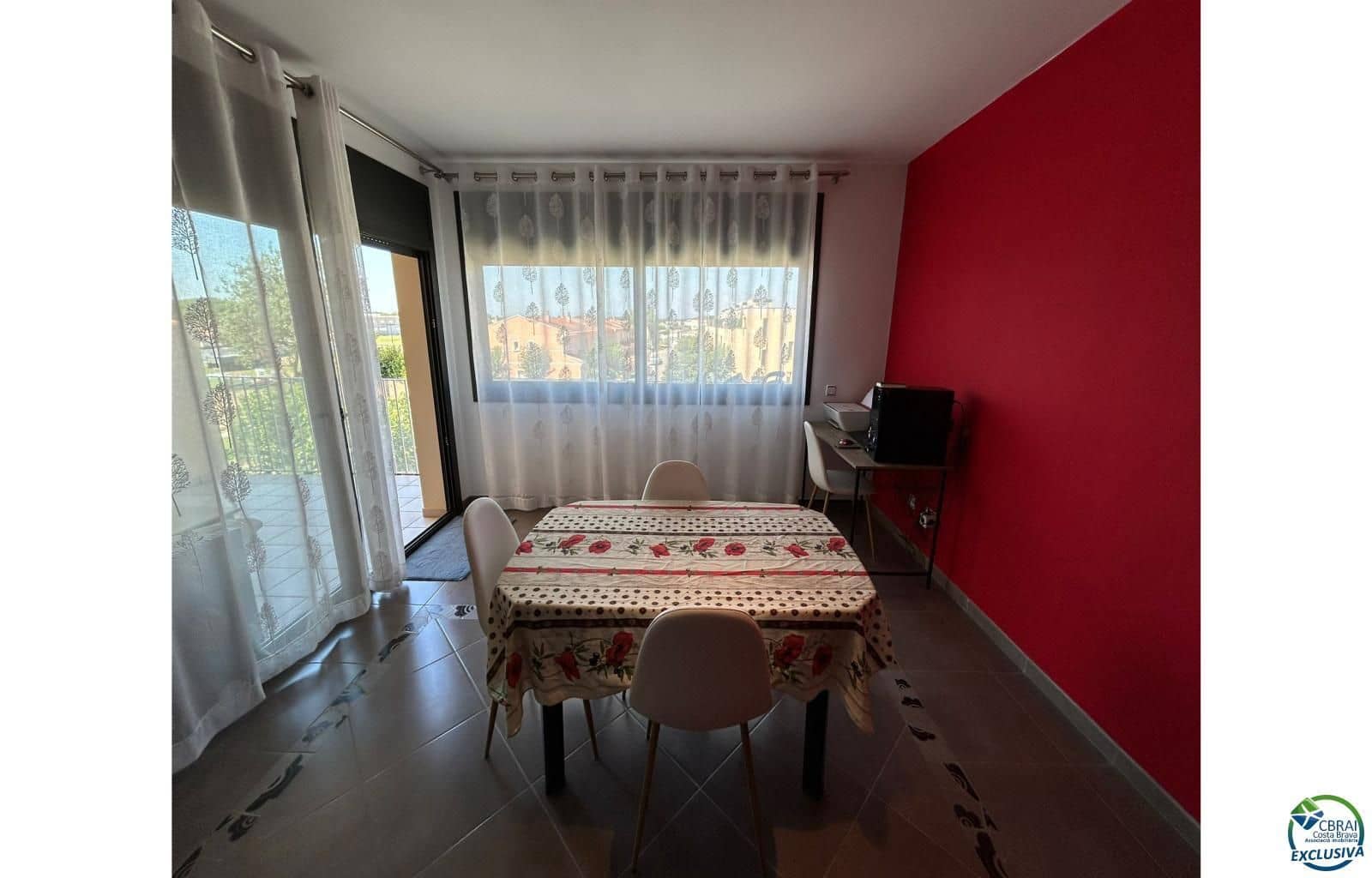 3 soverom Leilighet til salgs i Empuriabrava med garasje - € 215 000 (Ref: 9189794)