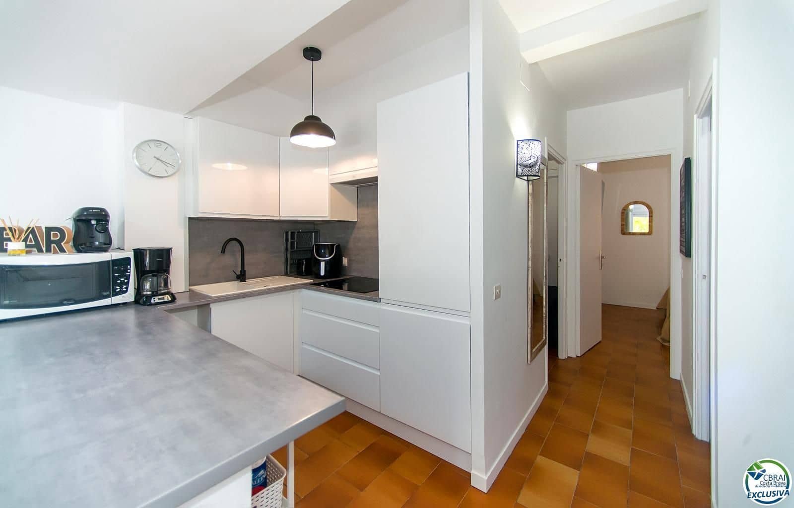 2 soveværelse Lejlighed til salg i Empuriabrava med swimmingpool garage - € 199.000 (Ref: 9189795)