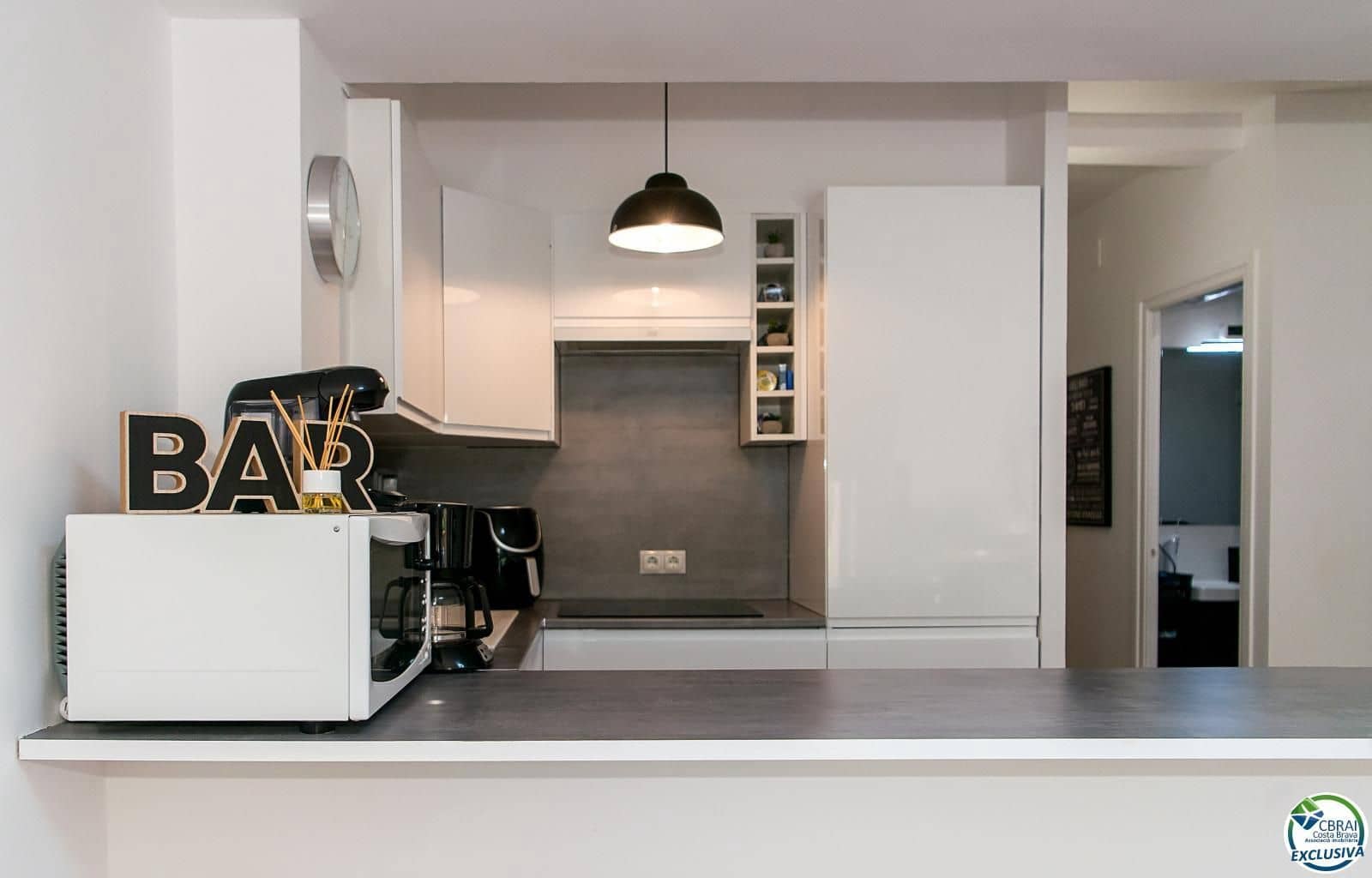 2 soveværelse Lejlighed til salg i Empuriabrava med swimmingpool garage - € 199.000 (Ref: 9189795)