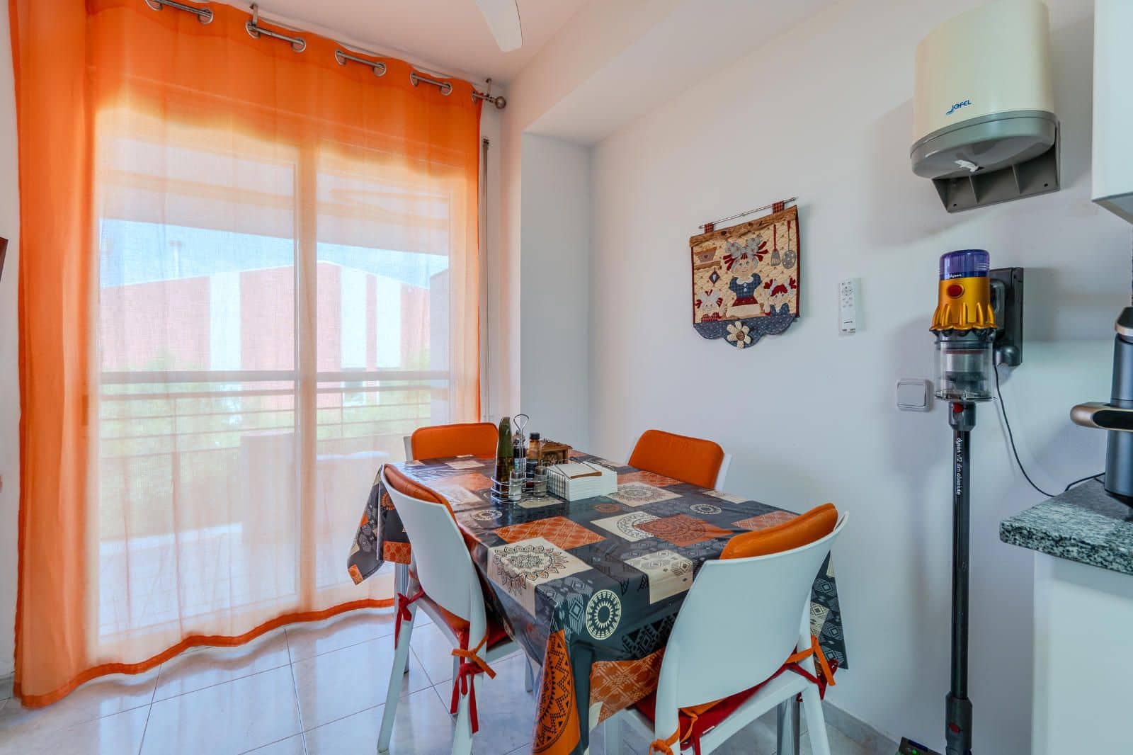 4 sypialnia Mieszkanie na sprzedaż w Miasto Girona - 484 000 € (Ref: 9193044)