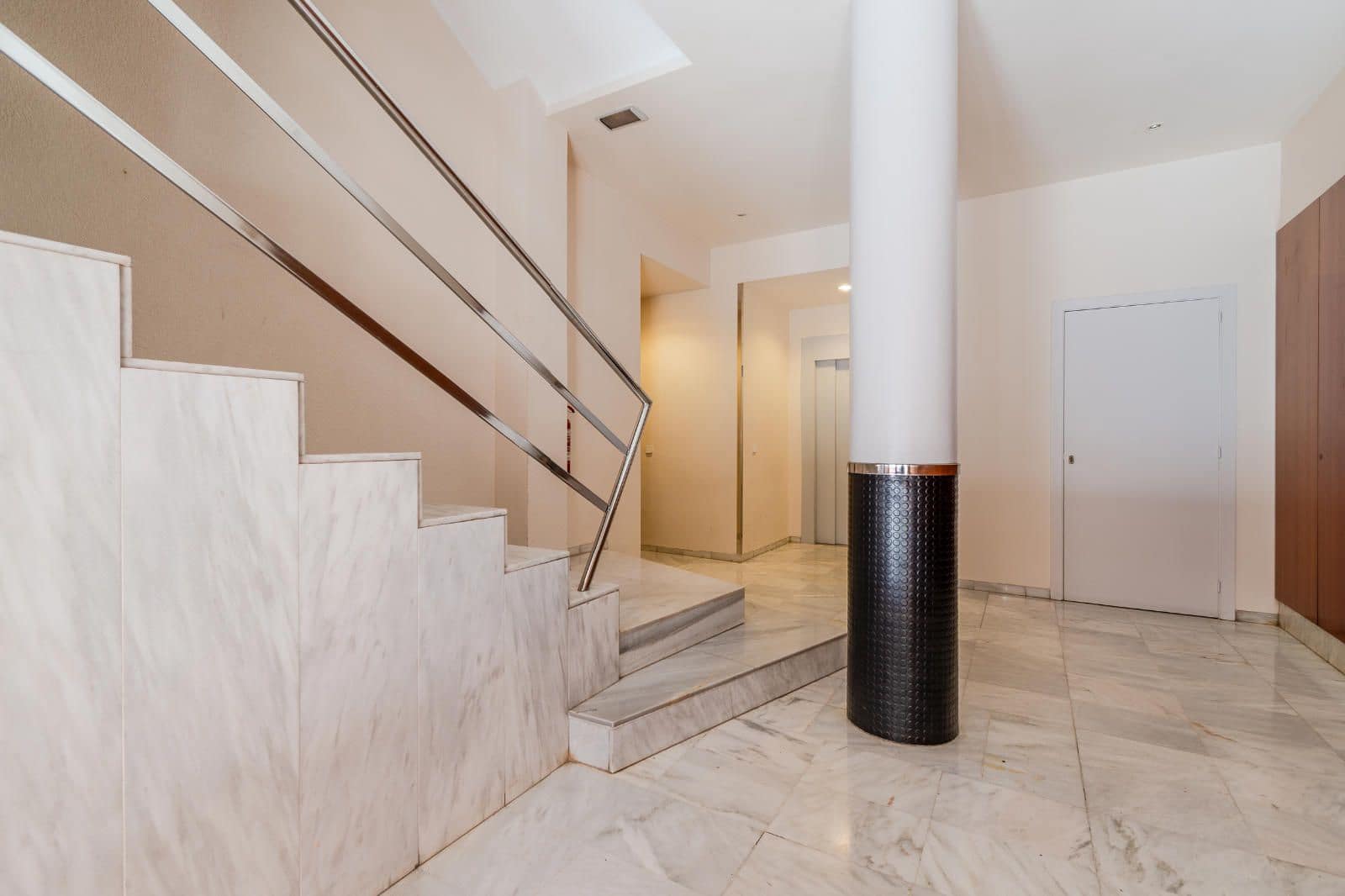 4 sypialnia Mieszkanie na sprzedaż w Miasto Girona - 484 000 € (Ref: 9193044)