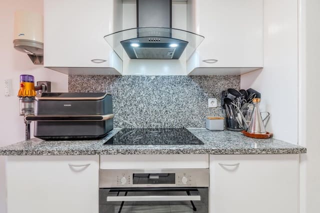 4 sypialnia Mieszkanie na sprzedaż w Miasto Girona - 484 000 € (Ref: 9193044)