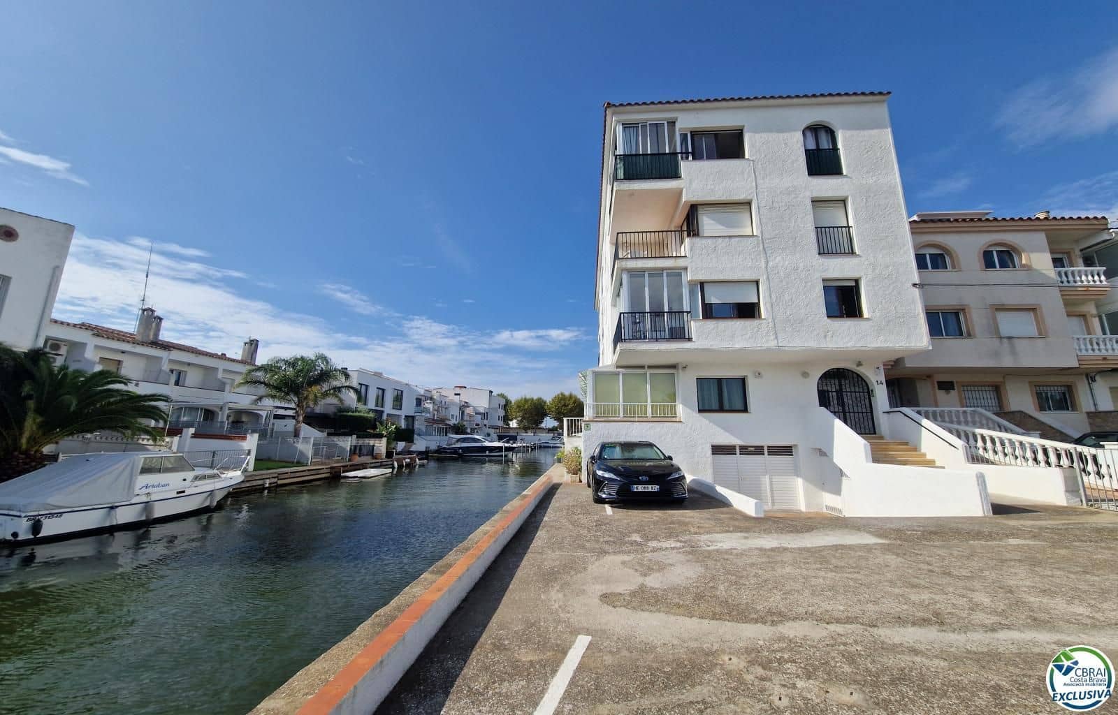 2 makuuhuone Asunto myytävänä paikassa Empuriabrava mukana 
autotalli - 299 000 € (Ref: 9216054)