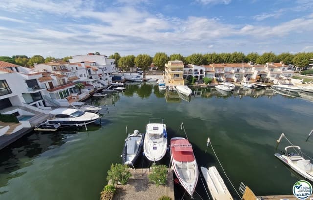 2 soveværelse Lejlighed til salg i Empuriabrava, Castelló d'Empúries med garage - € 299.000 (Ref: 9216054)