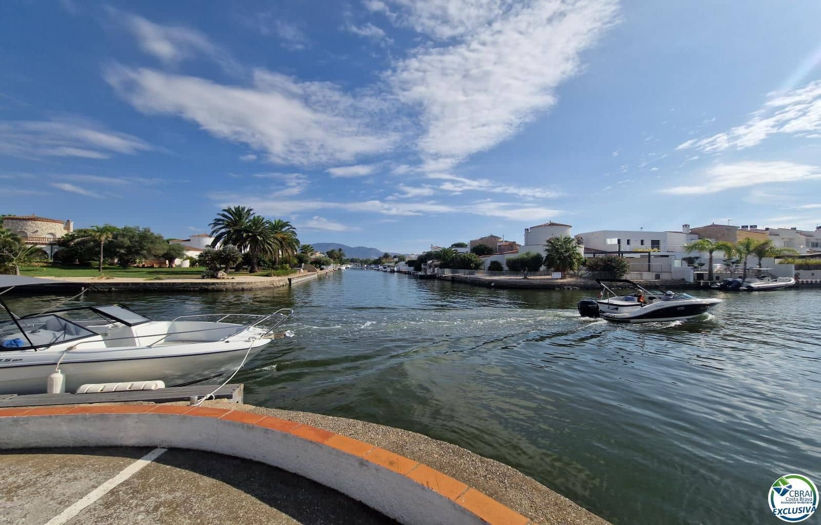 2 makuuhuone Asunto myytävänä paikassa Empuriabrava mukana 
autotalli - 299 000 € (Ref: 9216054)