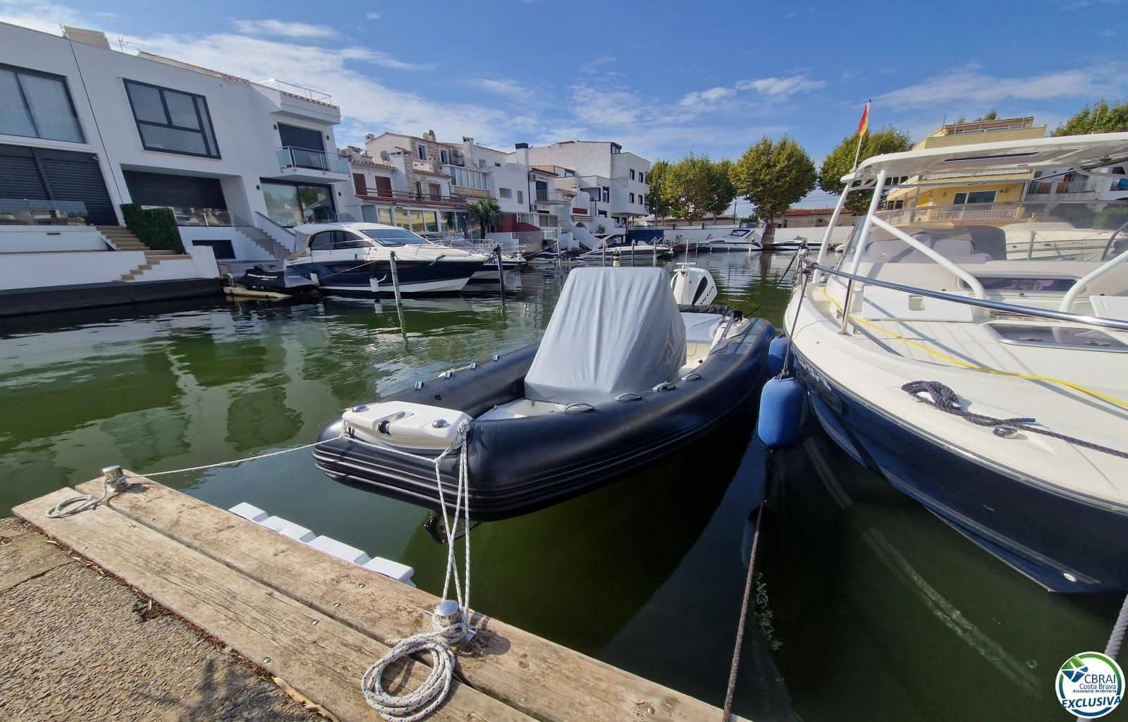 2 makuuhuone Asunto myytävänä paikassa Empuriabrava mukana 
autotalli - 299 000 € (Ref: 9216054)