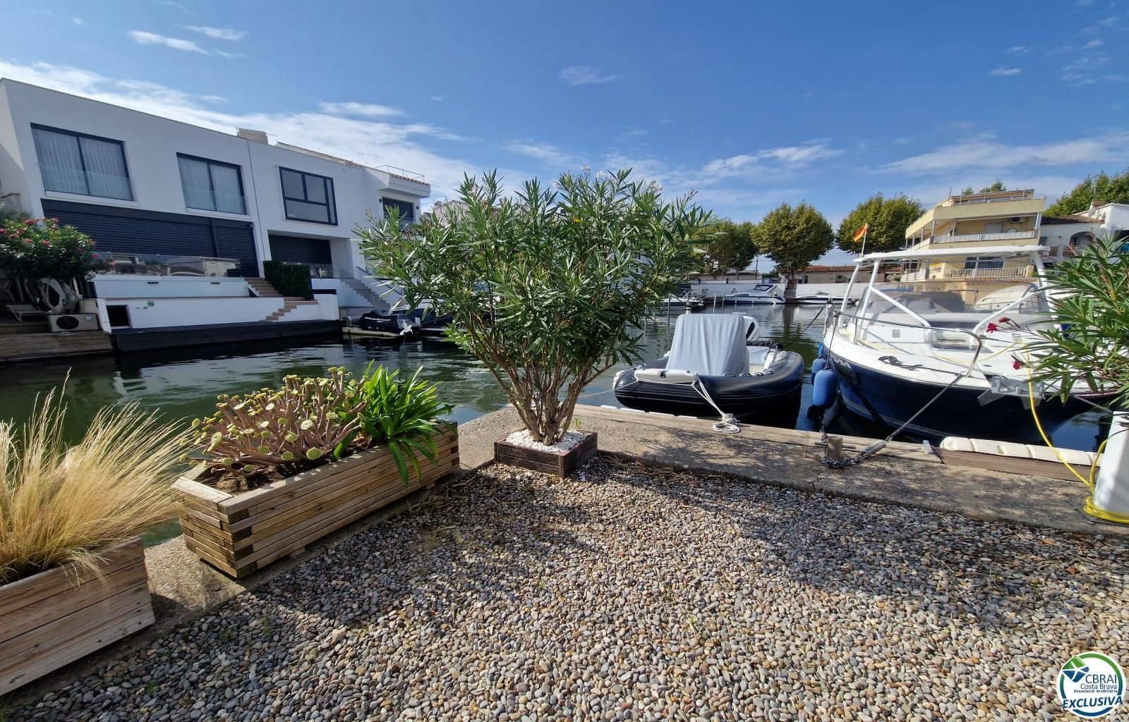 2 makuuhuone Asunto myytävänä paikassa Empuriabrava mukana 
autotalli - 299 000 € (Ref: 9216054)