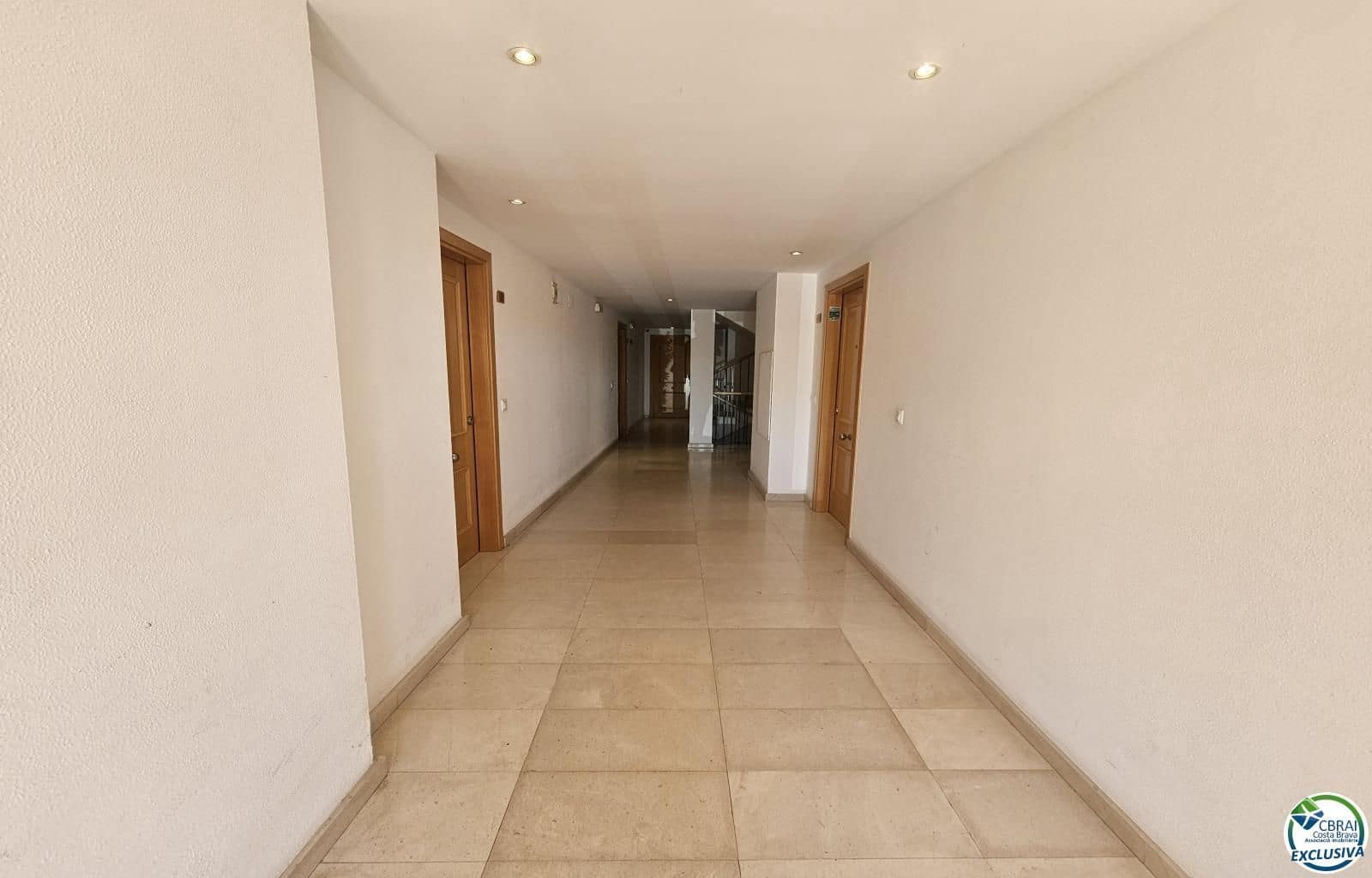 2 soverom Leilighet til salgs i Empuriabrava med garasje - € 219 000 (Ref: 9228054)