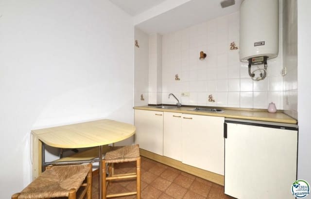 1 slaapkamer Flat te koop in Empuriabrava, Castelló d'Empúries - € 110.000 (Ref: 9228055)