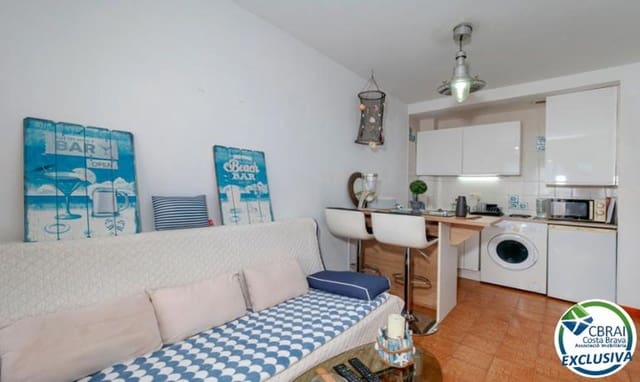 Piso de 1 habitación en Empuriabrava, Castelló d'Empúries en venta - 110.000 € (Ref: 9228055)