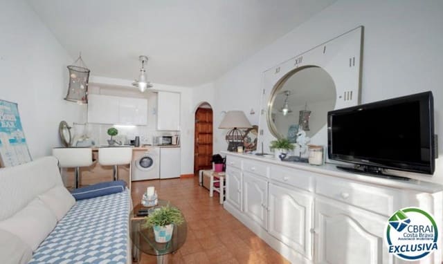 Piso de 1 habitación en Empuriabrava, Castelló d'Empúries en venta - 110.000 € (Ref: 9228055)