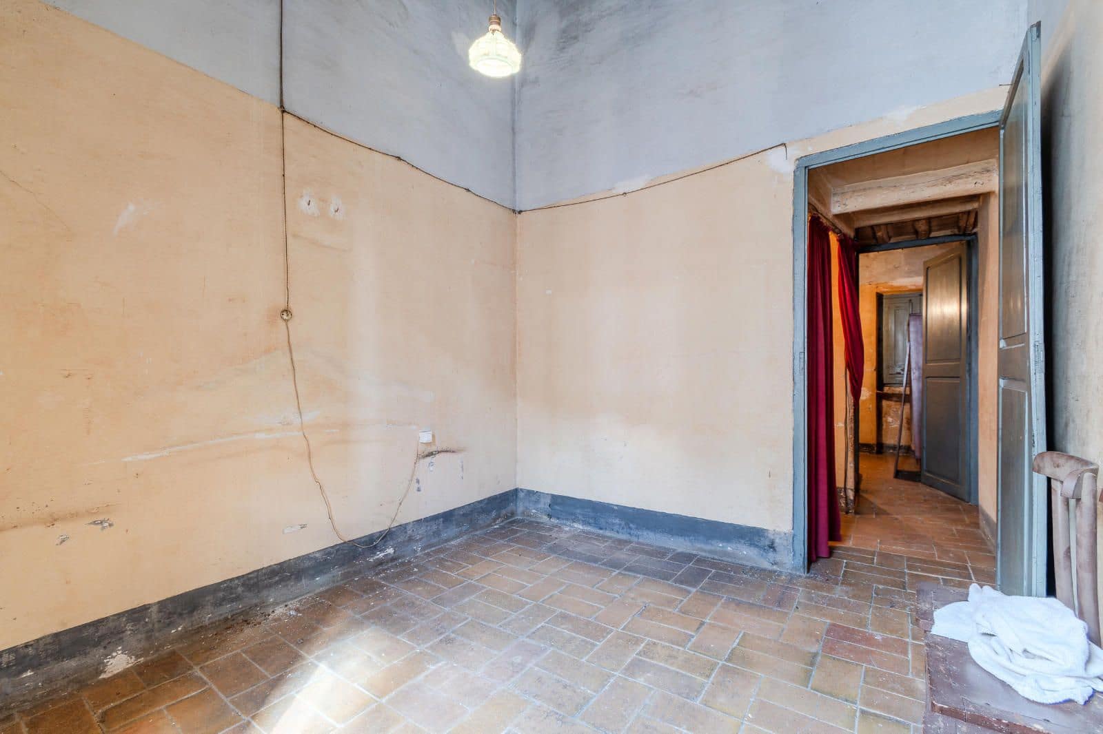 4 soveværelse Byhus til salg i Cassa de la Selva - € 219.000 (Ref: 9267647)