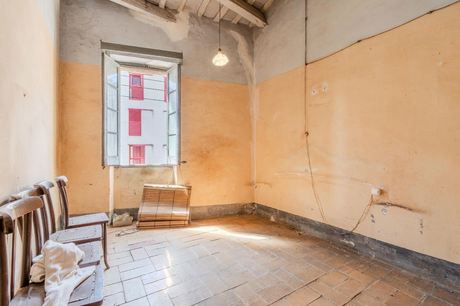 4 soveværelse Byhus til salg i Cassa de la Selva - € 219.000 (Ref: 9267647)