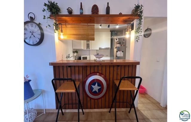 2 makuuhuone Asunto myytävänä paikassa Empuriabrava, Castelló d'Empúries - 180 000 € (Ref: 9267648)