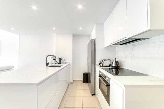 2 chambre Appartement à vendre à Santa Margarida, Roses avec piscine garage - 480 000 € (Ref: 9267649)