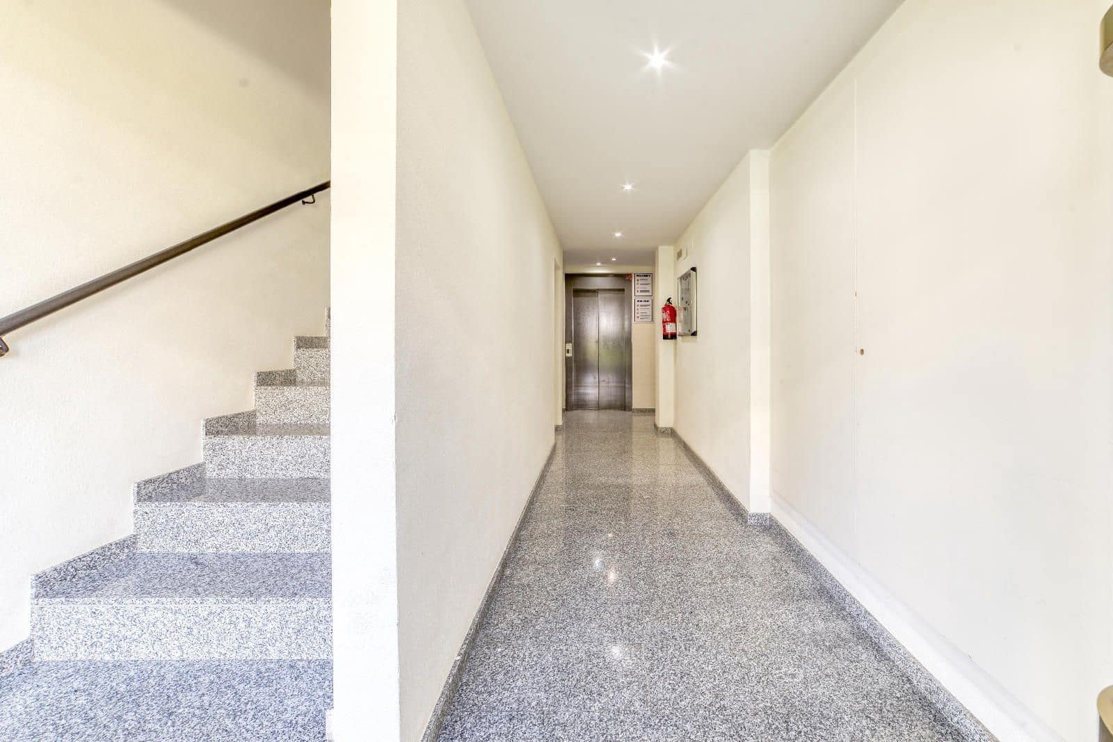 2 soveværelse Lejlighed til salg i Roses med swimmingpool garage - € 480.000 (Ref: 9267649)