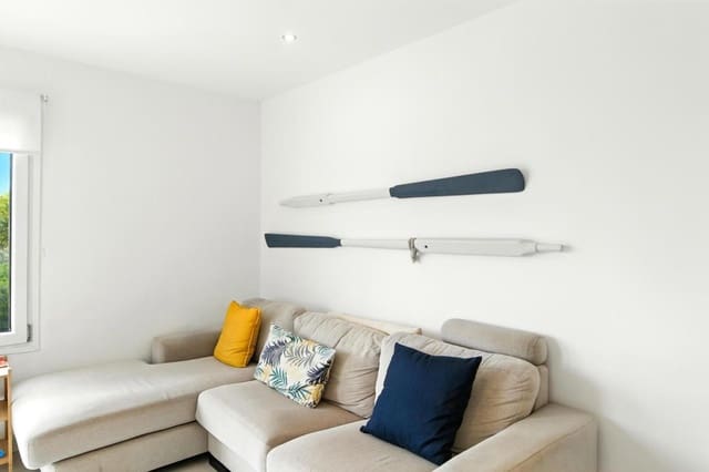 2 sovrum Lägenhet till salu i Empuriabrava, Castelló d'Empúries med pool - 225 000 € (Ref: 9267652)