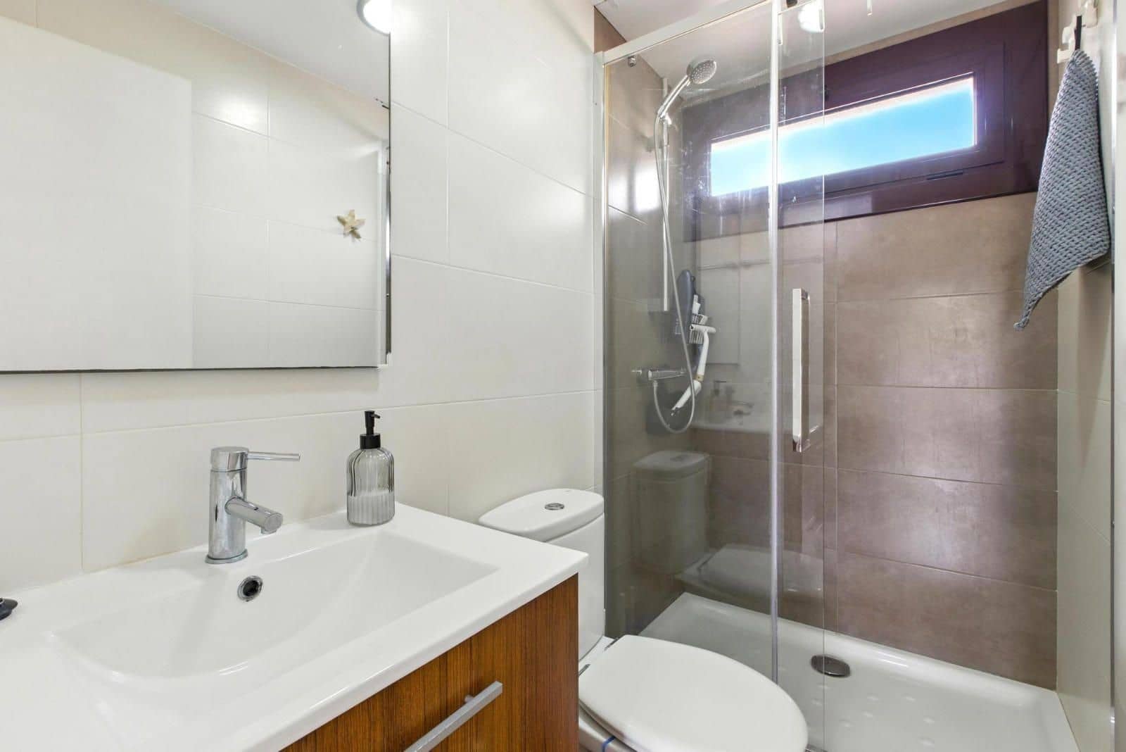 2 sovrum Lägenhet till salu i Empuriabrava med pool - 225 000 € (Ref: 9267652)