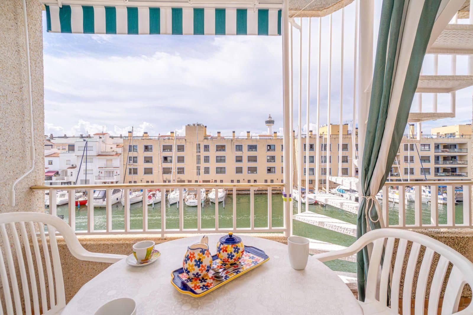 2 Zimmer Wohnung zu verkaufen in Empuriabrava mit Garage - 275.000 € (Ref: 9285711)