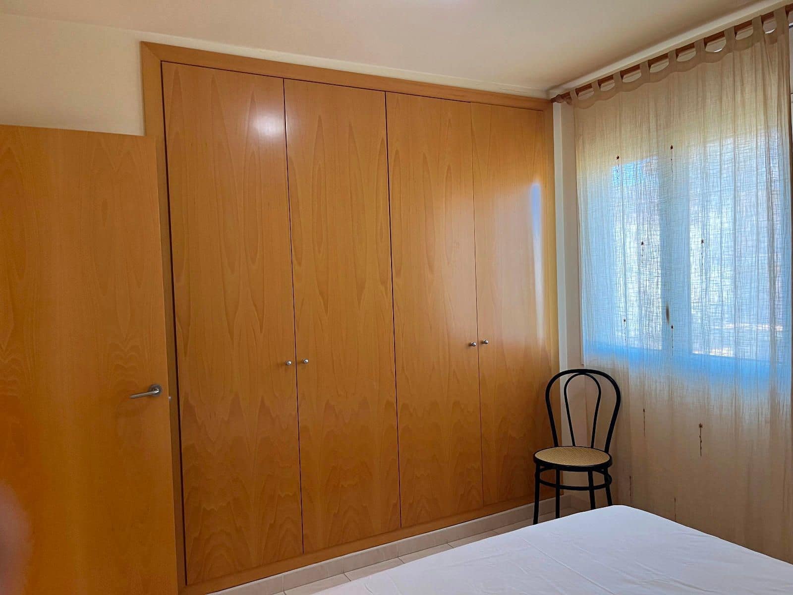 2 bedroom Flat for sale in Roses with garage - € 184,000 (Ref: 9302029)