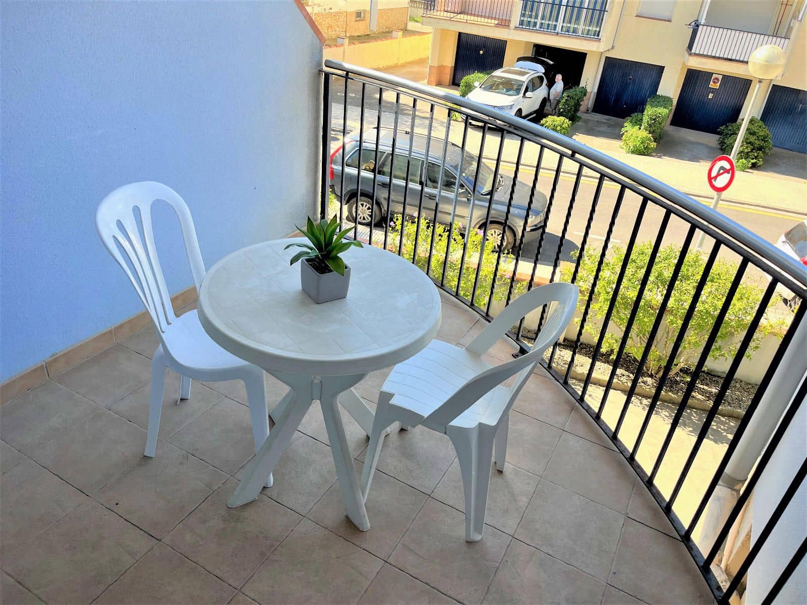 2 bedroom Flat for sale in Roses with garage - € 184,000 (Ref: 9302029)