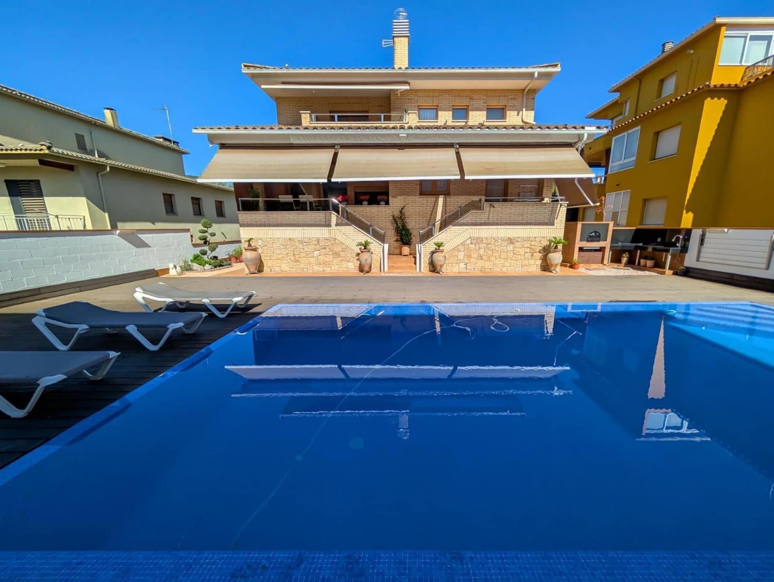 4 sypialnia Willa na sprzedaż w Banyoles z basenem - 798 000 € (Ref: 9309318)