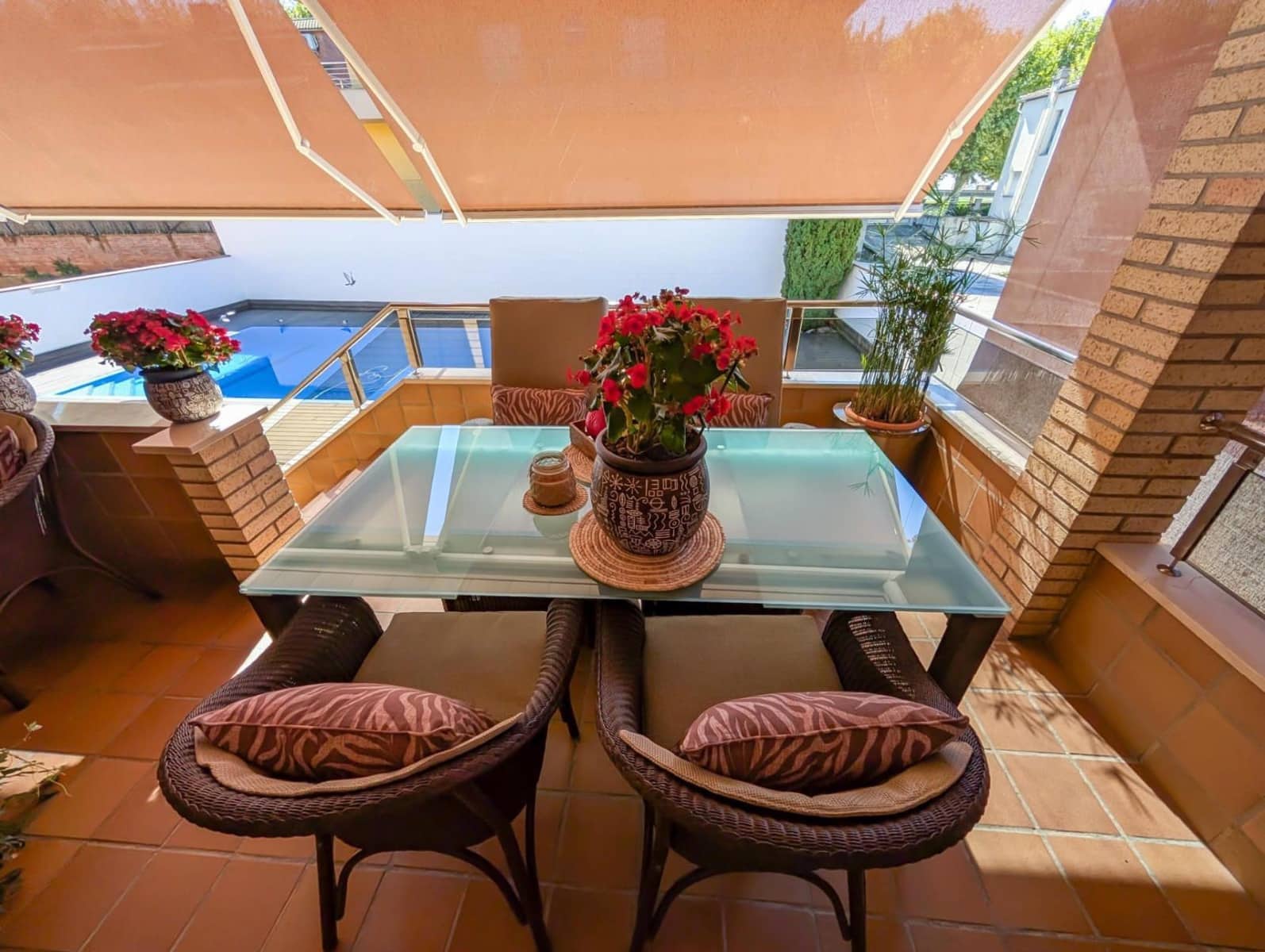 4 sypialnia Willa na sprzedaż w Banyoles z basenem - 798 000 € (Ref: 9309318)