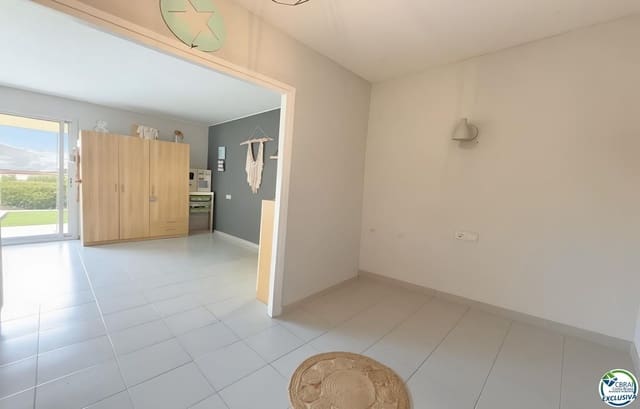 Piso en L'Estartit, Torroella de Montgrí en venta con piscina - 145.000 € (Ref: 9311416)