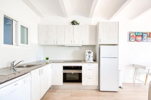 2 Zimmer Wohnung zu verkaufen in Roses mit Garage - 239.000 € (Ref: 9311417)