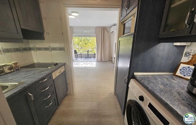 1 slaapkamer Flat te koop in Empuriabrava, Castelló d'Empúries - € 147.000 (Ref: 9311418)