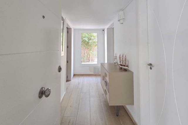 3 makuuhuone Huvila myytävänä paikassa Santa Margarida, Roses mukana 
autotalli - 695 000 € (Ref: 9314412)